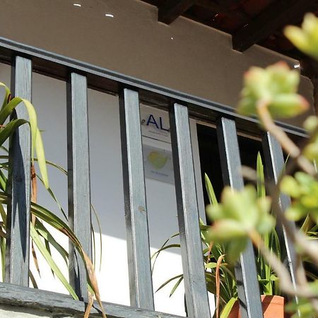 Casas De Pedra Hotel โปรเอ็งซา-อา-นอวา ภายนอก รูปภาพ