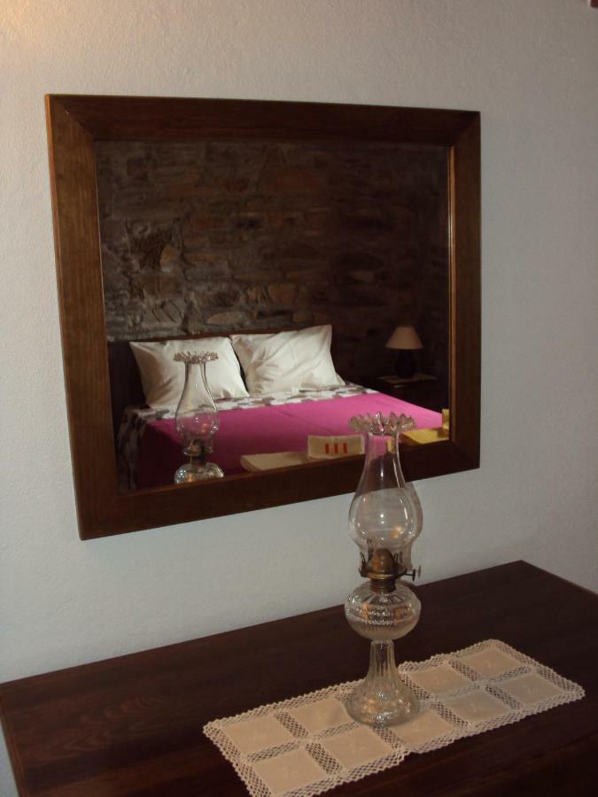 Casas De Pedra Hotel โปรเอ็งซา-อา-นอวา ภายนอก รูปภาพ