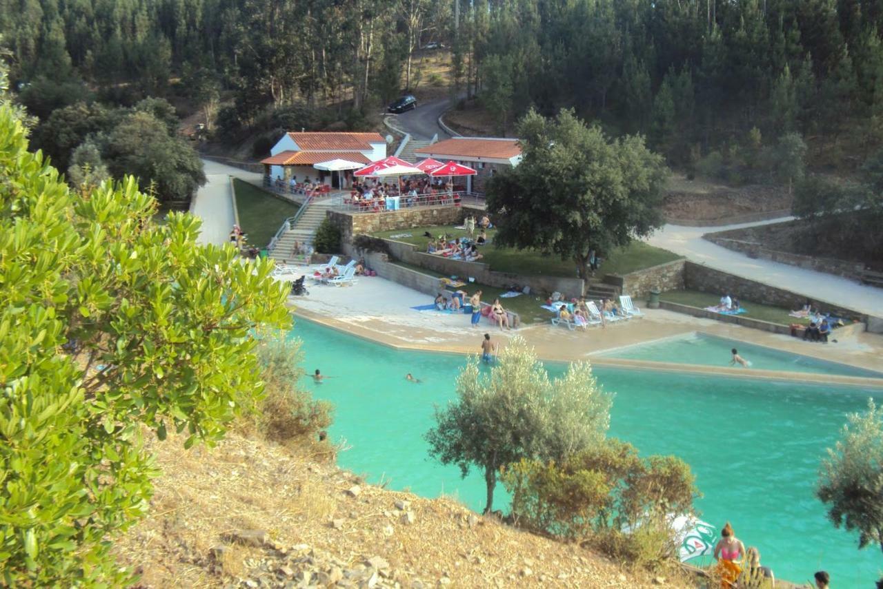 Casas De Pedra Hotel โปรเอ็งซา-อา-นอวา ภายนอก รูปภาพ